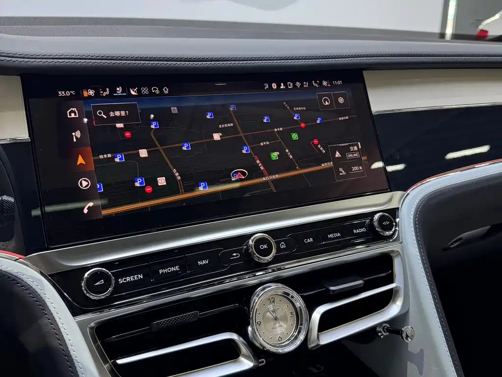 Bentley Flying Spur Plug-In Hybrid 2025 — фото 11