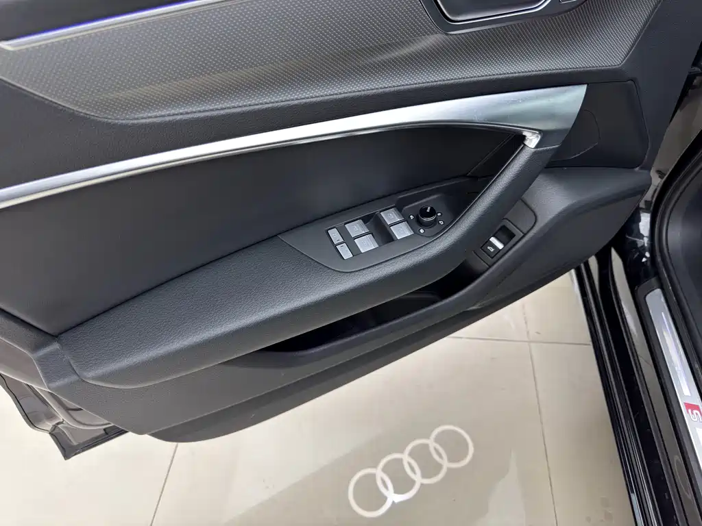 Audi A6L 2023 — фото 16