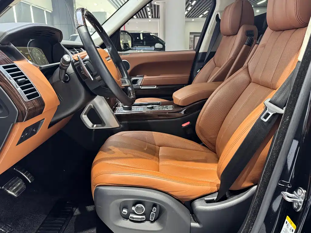 Land Rover Range Rover 2018 — фото 19
