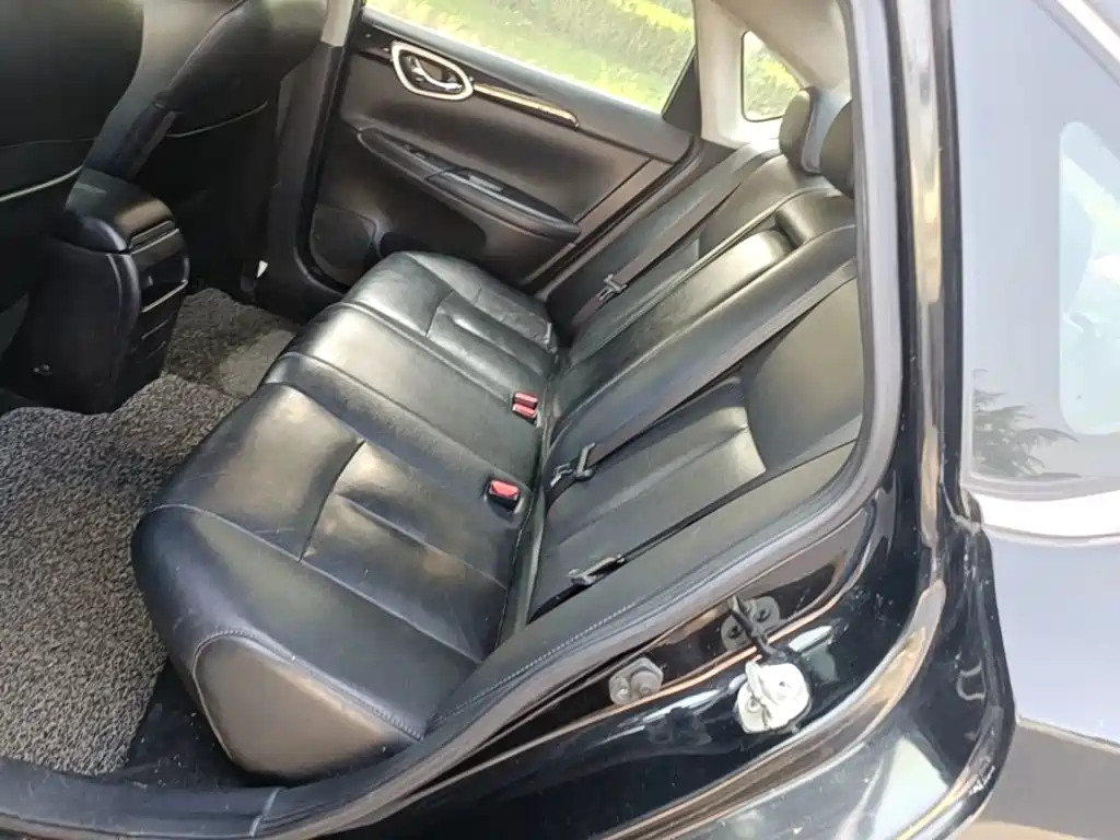 Nissan Sylphy 2018 — фото 17