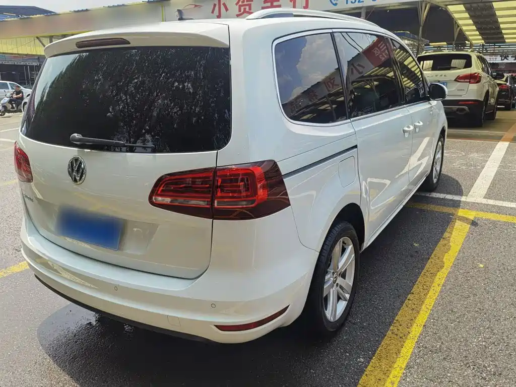 Volkswagen Sharan 2018 — фото 11