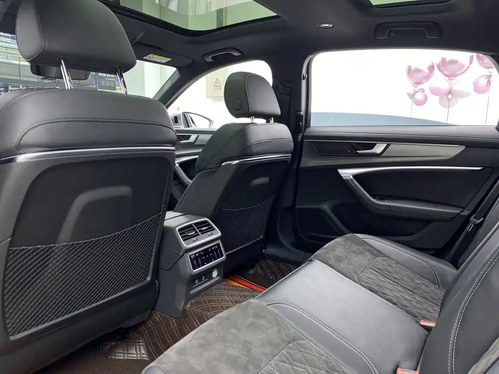 Audi A6L 2023