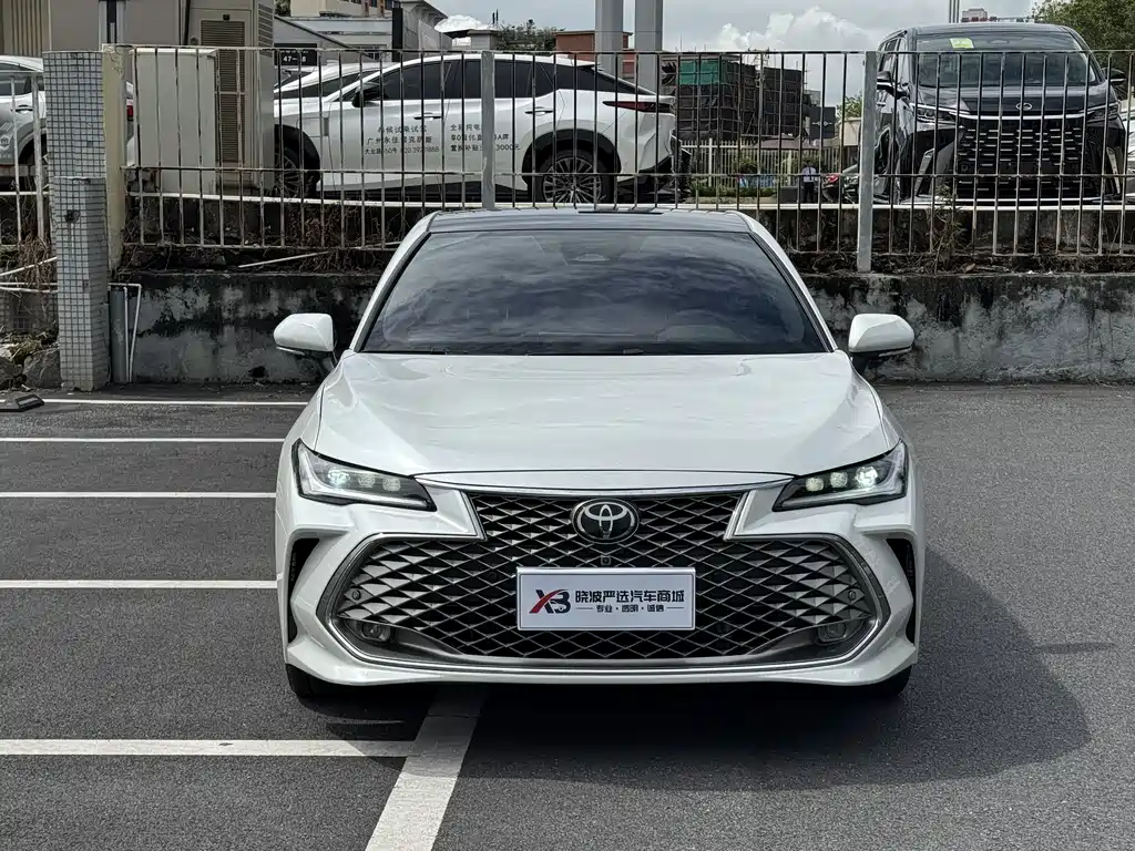 Toyota Avalon 2025 — фото 2
