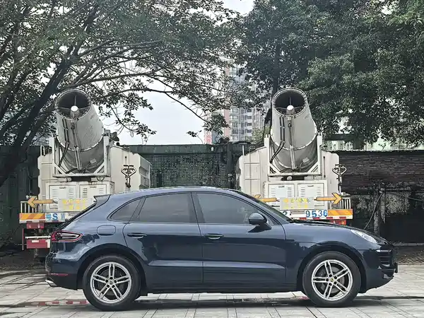 Porsche Macan 2014