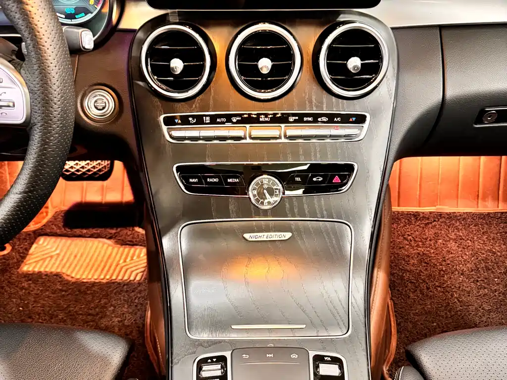Mercedes-Benz C-Class 2020 — фото 18