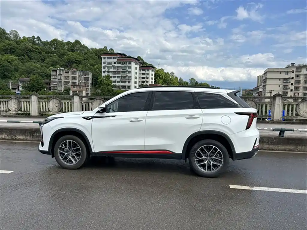 Changan CS75 PLUS 2022 — фото 8