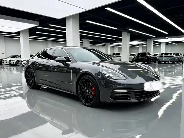 Porsche Panamera 2019