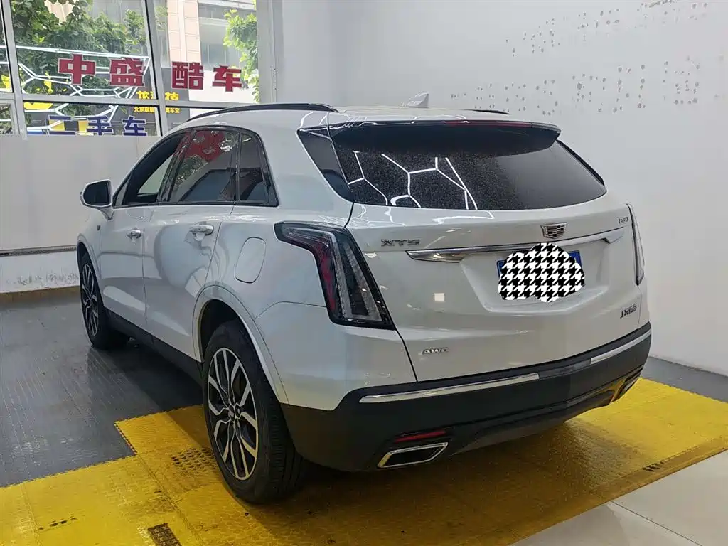Cadillac XT5 2021 — фото 5