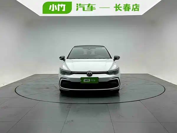Volkswagen Golf 2022