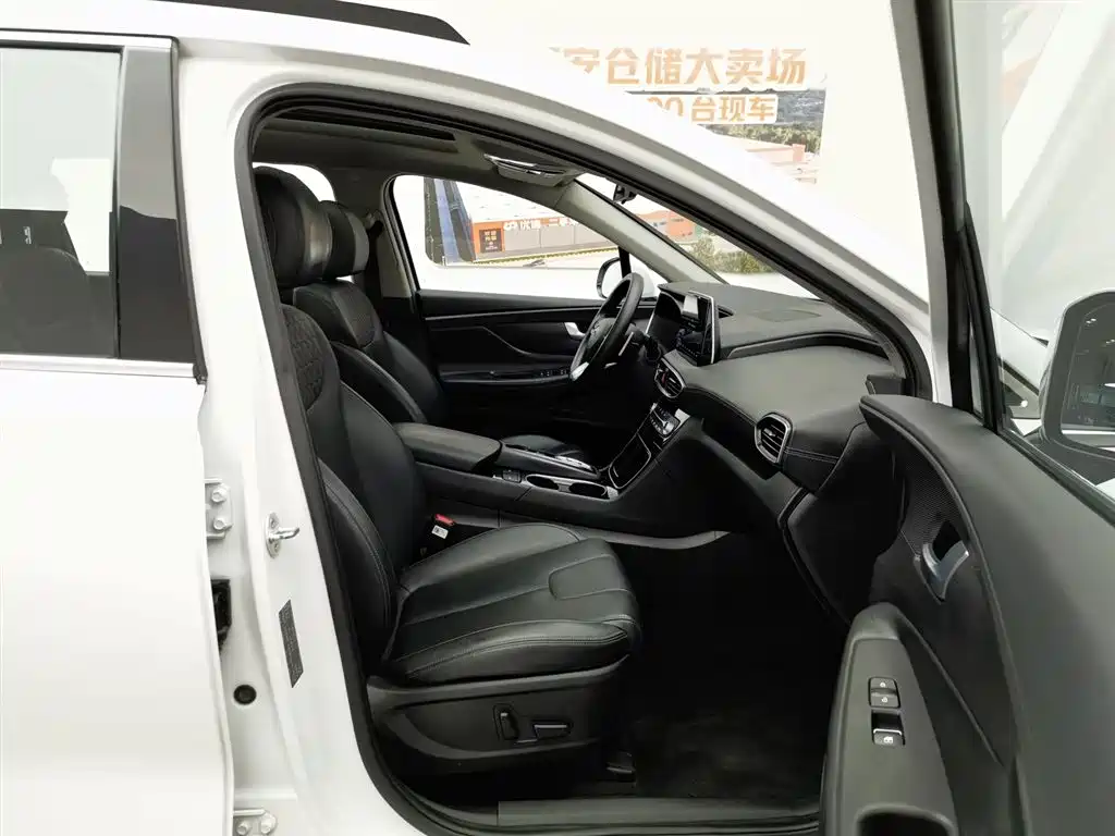Hyundai Santa Fe 2022 — фото 23