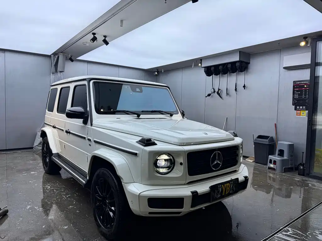 Mercedes-Benz G-Class 2023