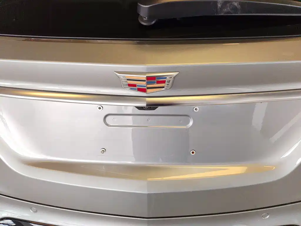 Cadillac GT4 2023 — фото 32