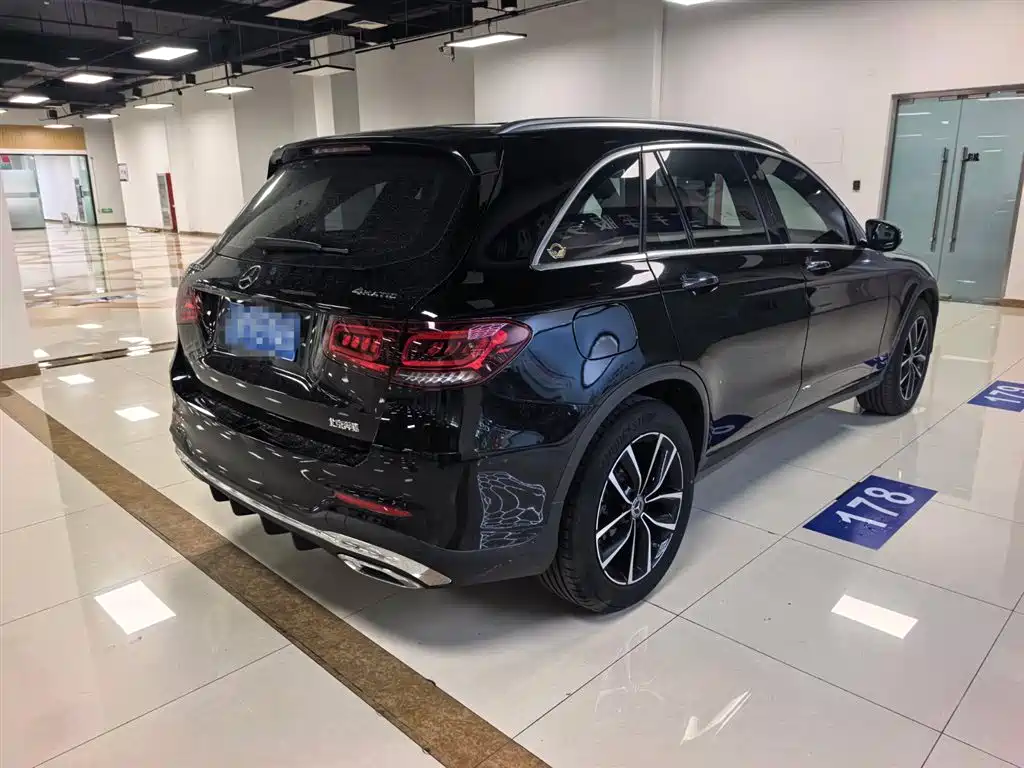 Mercedes-Benz GLC 2023 — фото 13