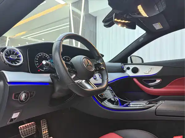 Mercedes-Benz E-Class 2021