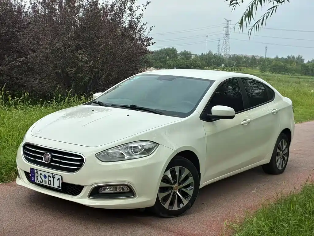 Fiat Viaggio 2014 — фото 3