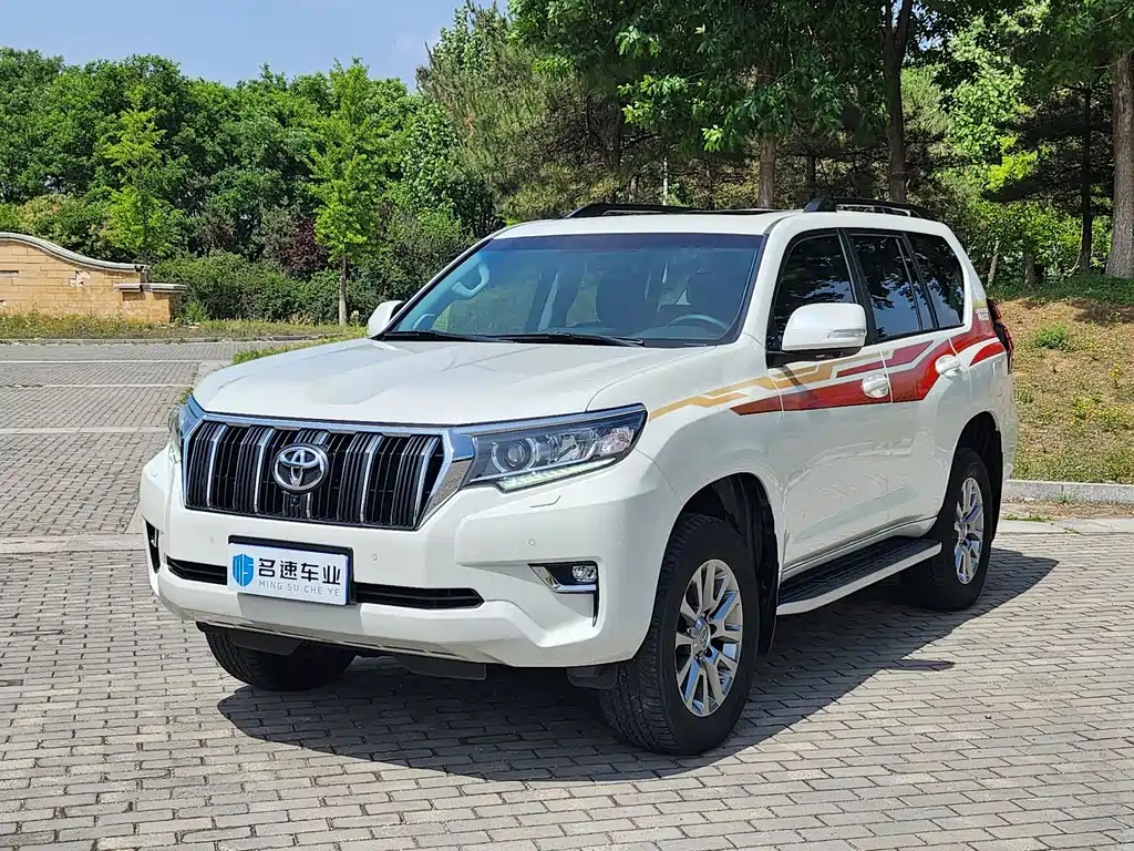Toyota Prado 2019 — фото 1