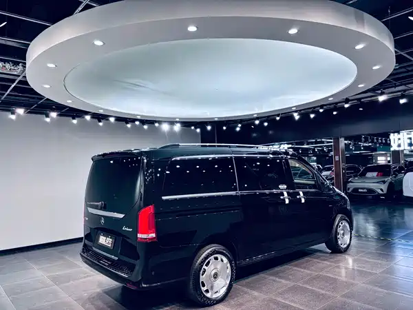 Mercedes-Benz V-Class 2021