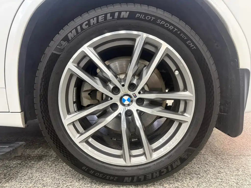 BMW X3 2018 — фото 11