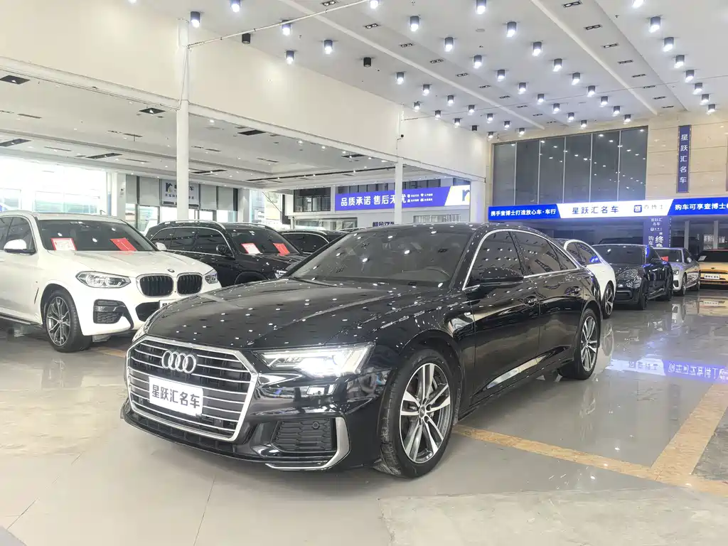 Audi A6L 2022 — фото 1
