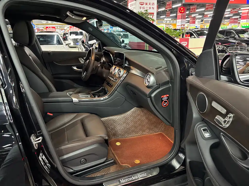 Mercedes-Benz GLC 2022