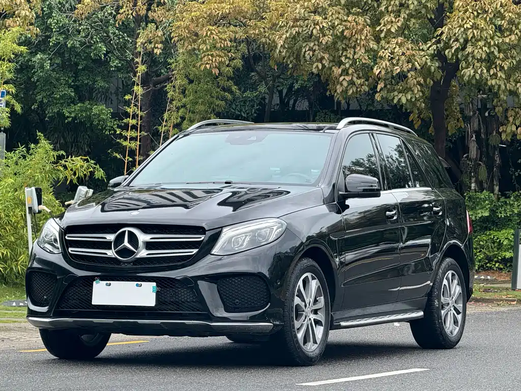 Mercedes-Benz GLE 2016