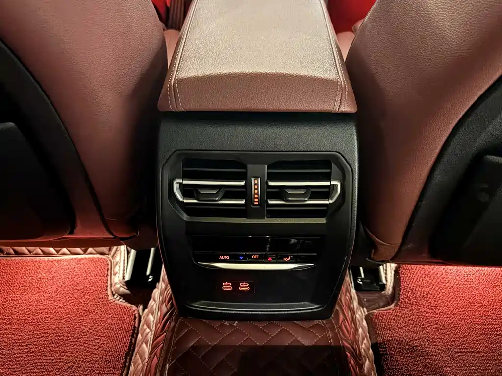 BMW 3 Series 2021 — фото 14
