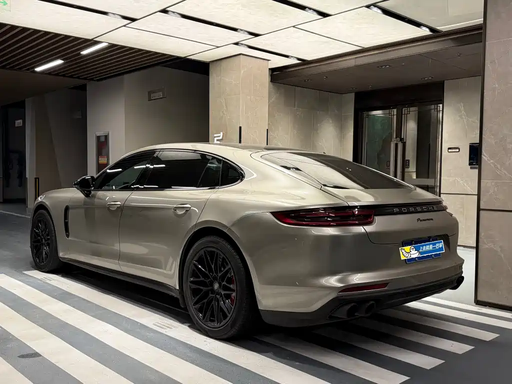 Porsche Panamera 2020 — фото 3