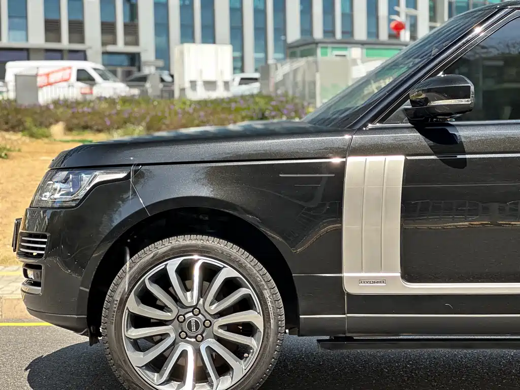 Land Rover Range Rover 2017 — фото 23