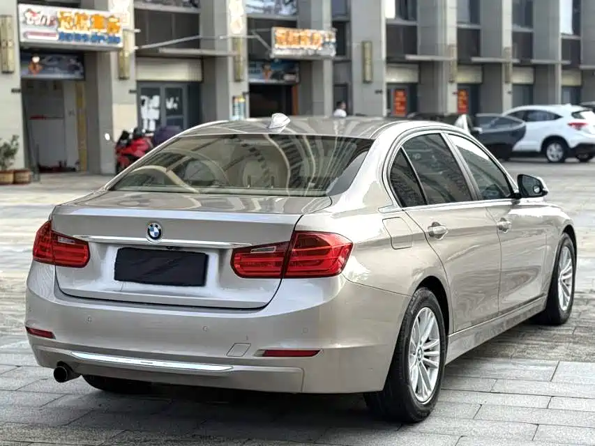 BMW 3 Series 2013 — фото 7