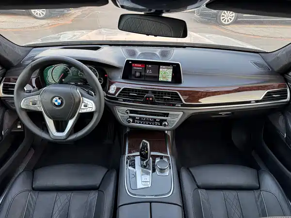 BMW 7 Series 2016