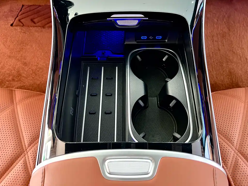 Mercedes-Benz S-Class 2023 — фото 18