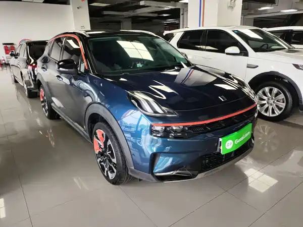 Lynk & Co 06 2022