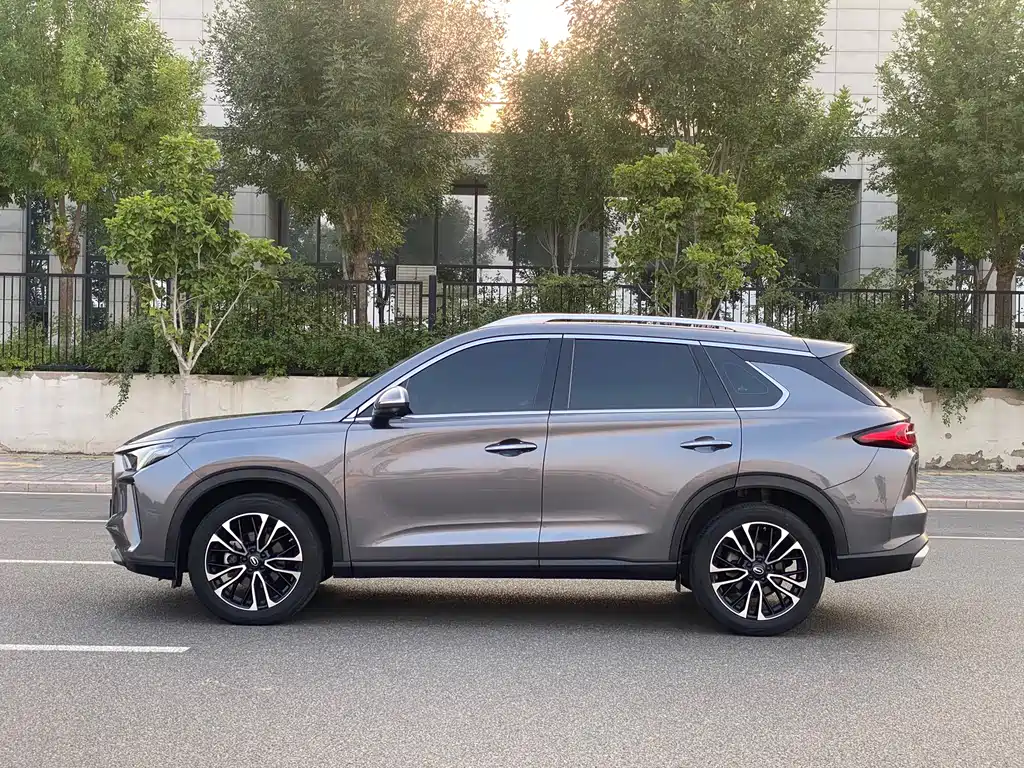 GAC Trumpchi GS4 PLUS 2023 — фото 10