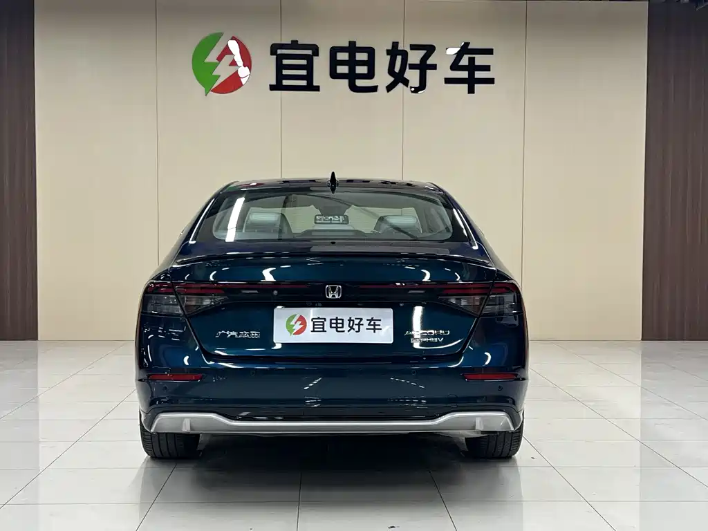 Honda Accord New Energy 2023 — фото 6