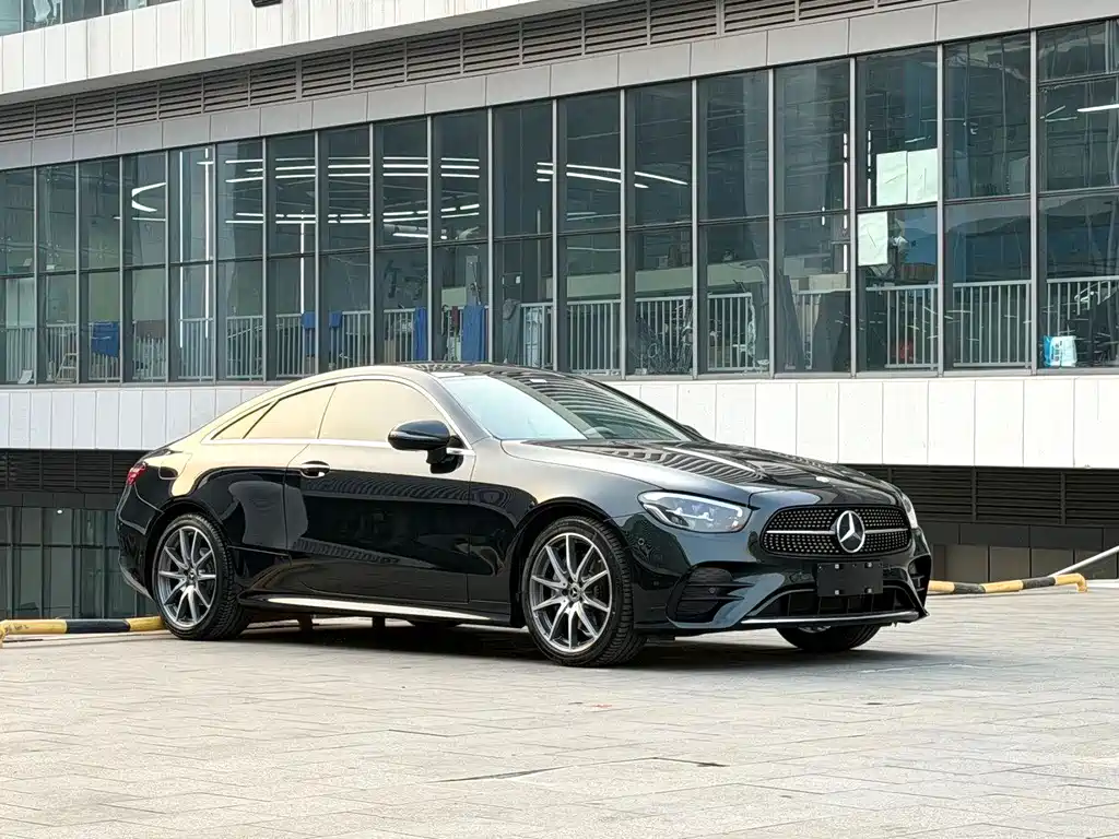 Mercedes-Benz E-Class 2021