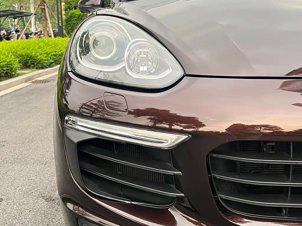 Porsche Cayenne 2016 — фото 8
