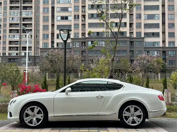 Bentley Continental 2012
