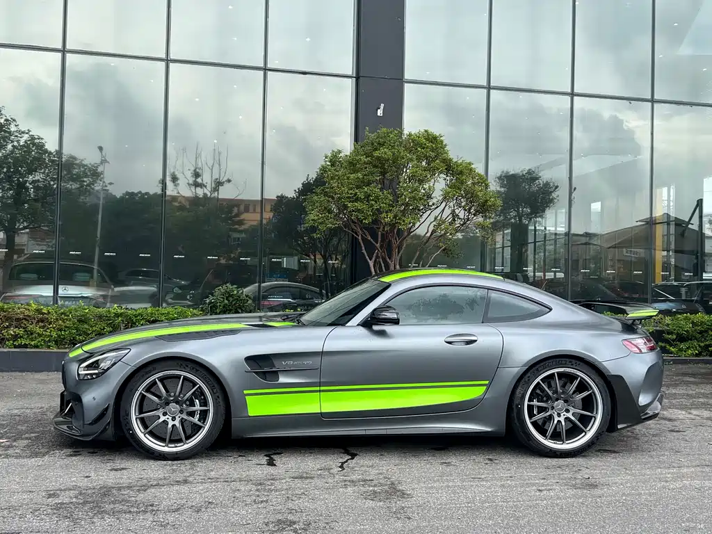 Mercedes-Benz AMG GT 2020 — фото 5