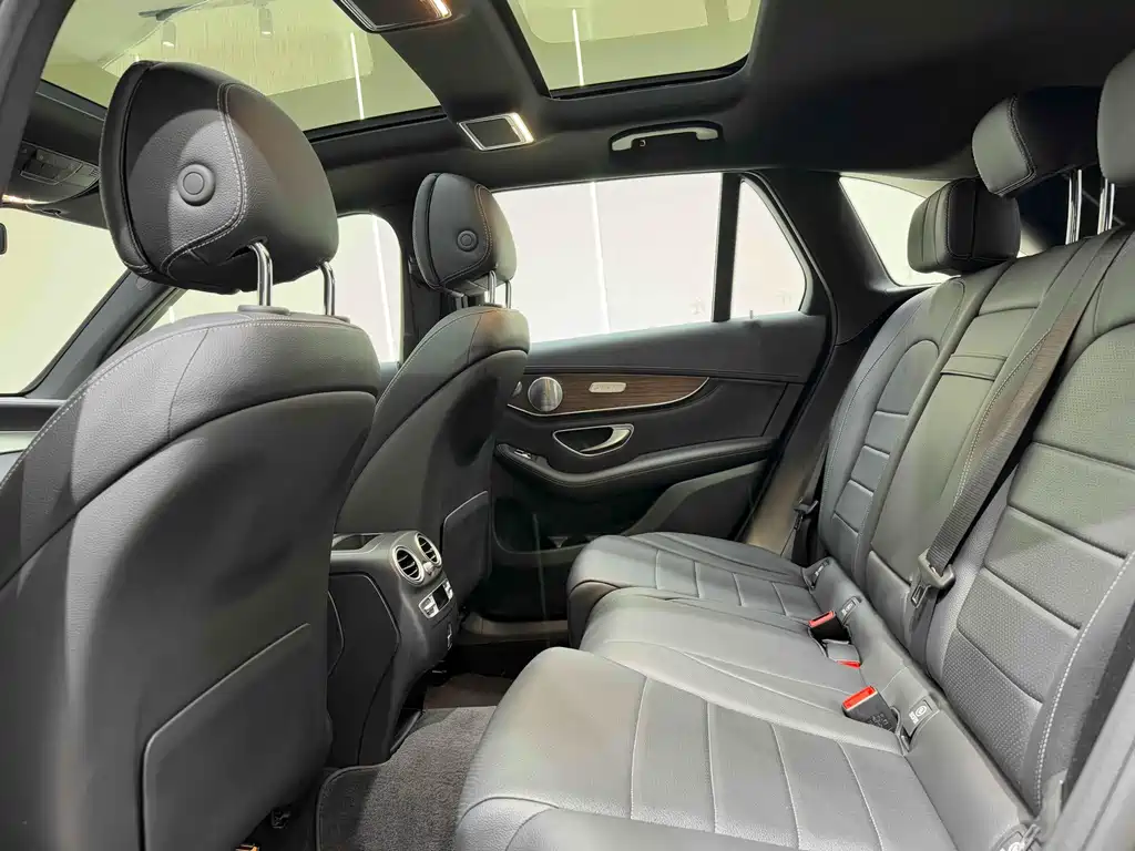 Mercedes-Benz GLC 2019 — фото 13