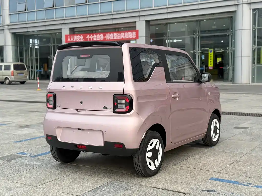 Geely Galaxy Panda 2026 — фото 10