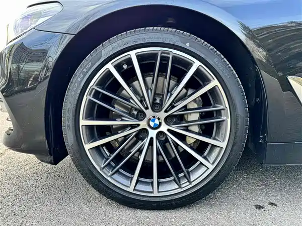 BMW 5 Series 2020