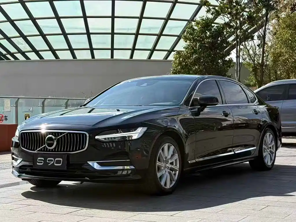 Volvo S90 2020 — фото 1