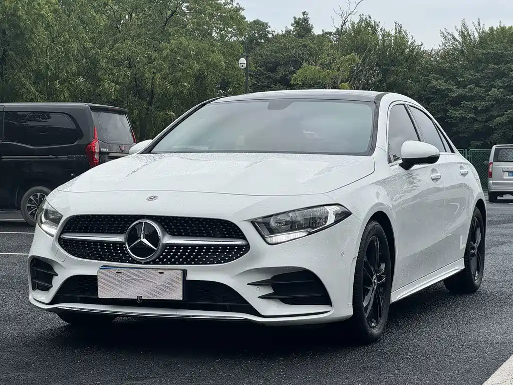 Mercedes-Benz A-Class 2021 — фото 1