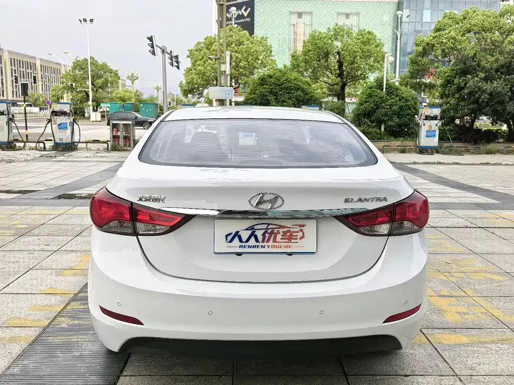 Hyundai Elantra Langdong 2018 — фото 5
