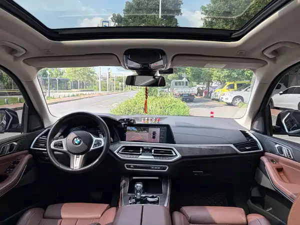 BMW X5 2021