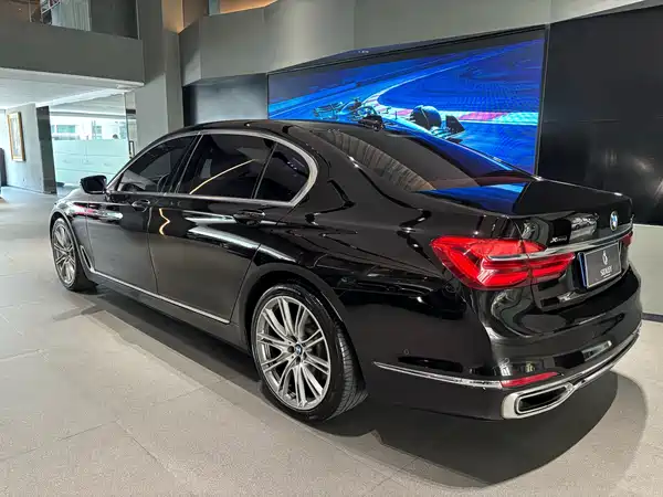 BMW 7 Series 2019
