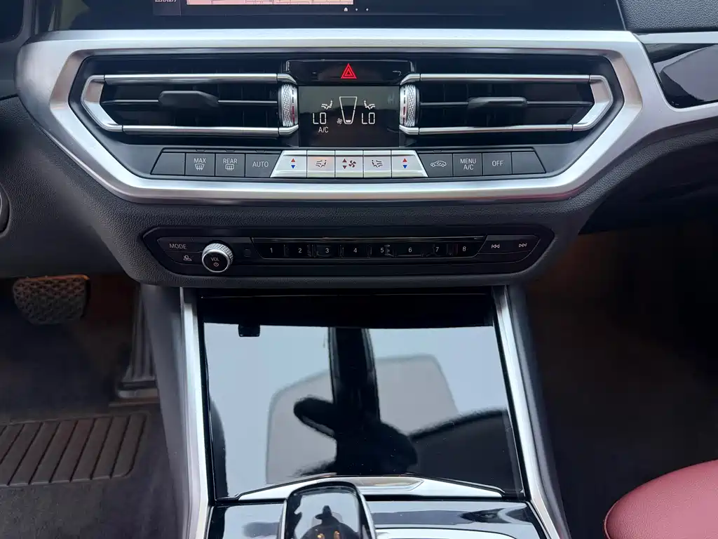 BMW 3 Series 2021 — фото 9
