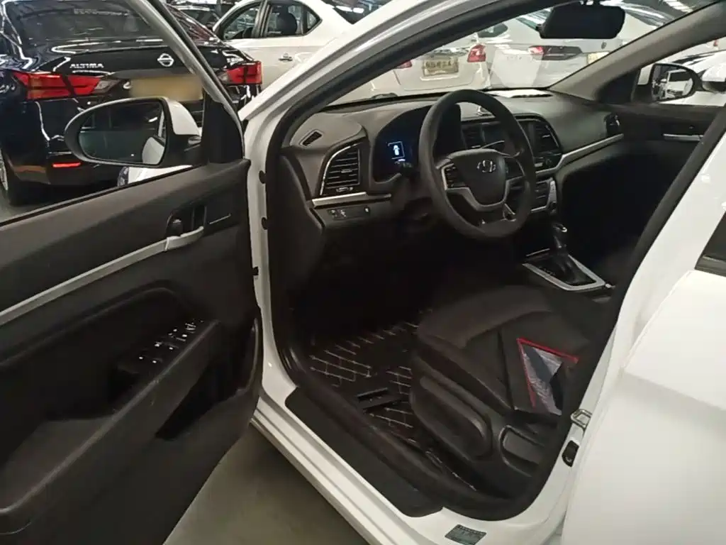 Hyundai Celesta 2018 — фото 16