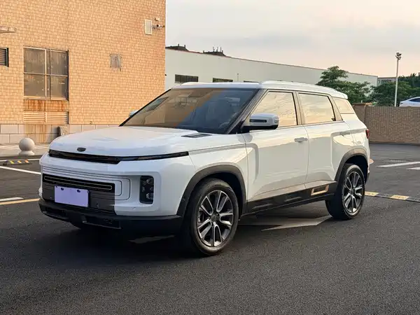 Geely ICON 2020
