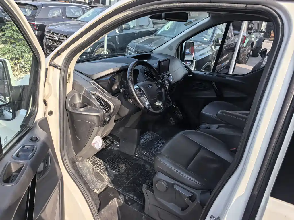 Ford Tourneo 2020 — фото 6